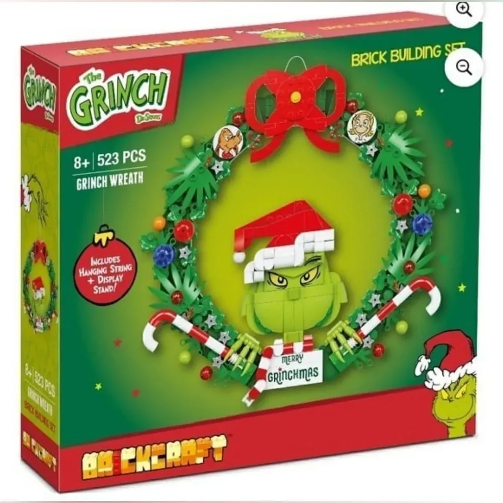 Grinch Brick Building Set - Festive Wreath